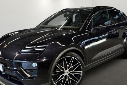 Porsche Macan 15.900 km 85.800 &euro; Villingen-Schwenningen 78048
