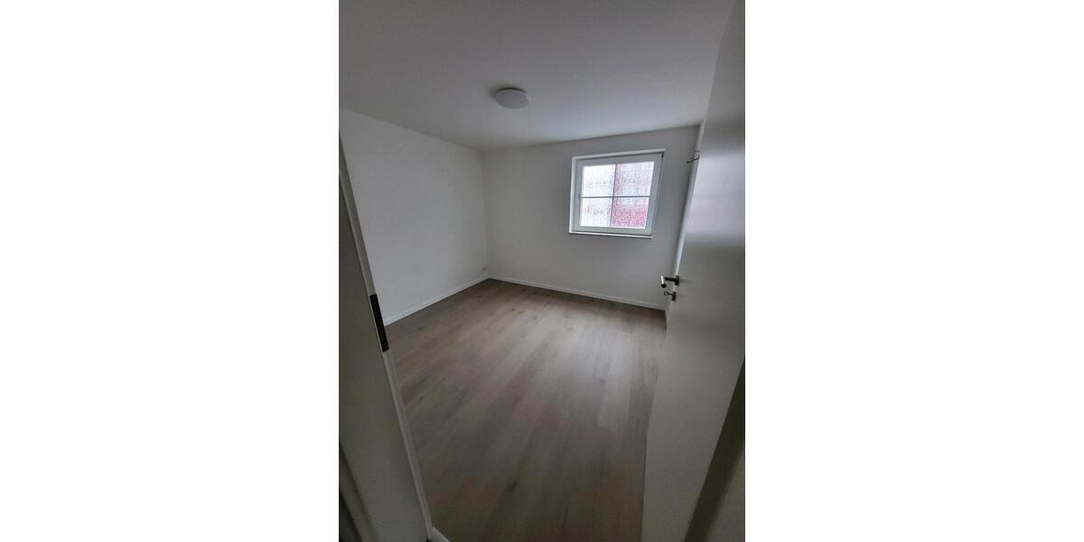 Erdgeschoßwohnung Haigerloch - 3 Zimmer, 80 m&sup2;, 715&euro; | Angebot:25963148