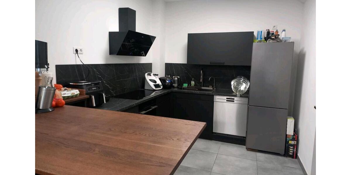 Schöne 2 Zimmer Wohnung 86qm 2 zimmer