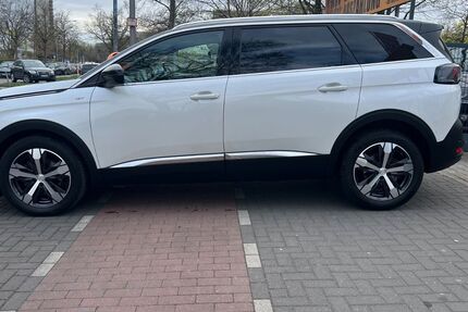 Peugeot 5008 39.000 km 25.990 &euro; Berlin 12353