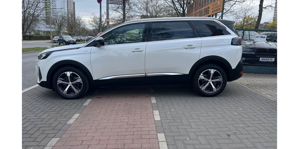 Peugeot 5008 39.000 km 25.990 &euro; Berlin 12353
