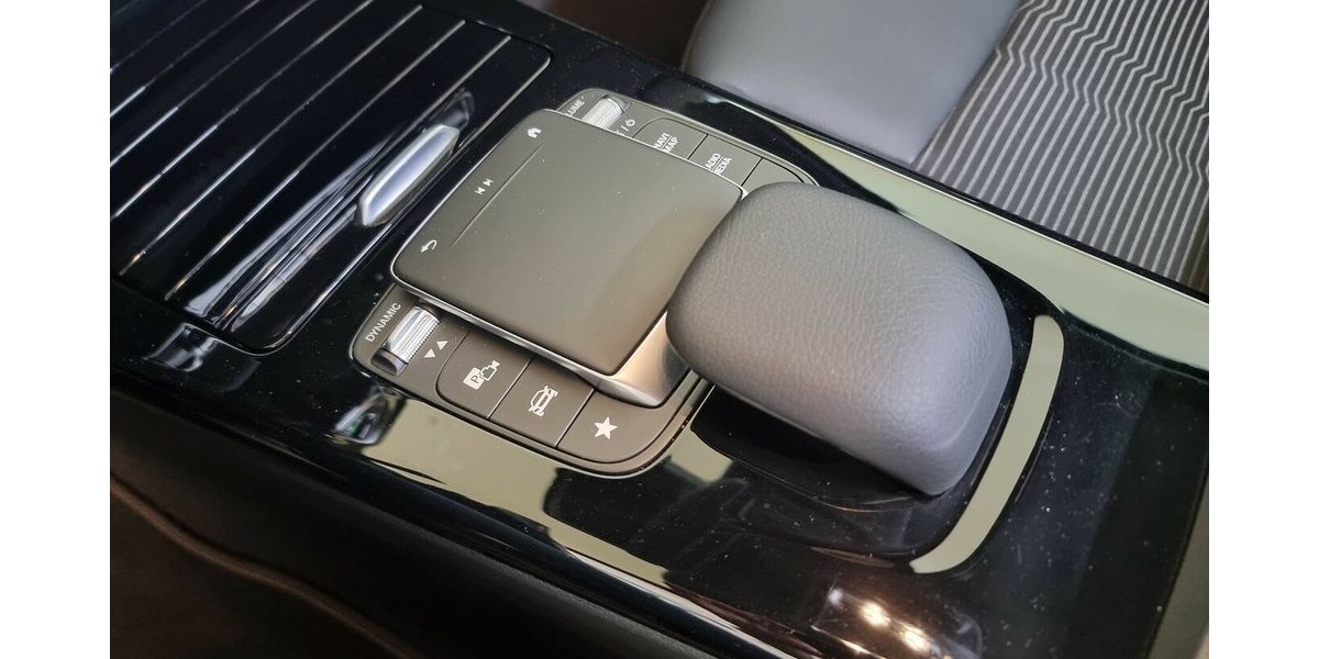 Mercedes-Benz A 220 d Progressive LED ACC AHK Kamera Keyless 41.300 km 28.850 &euro; Garrel 49681