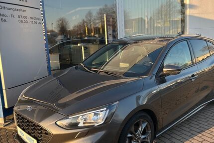 Ford Focus 97.842 km 14.890 &euro; Grimmen 18507