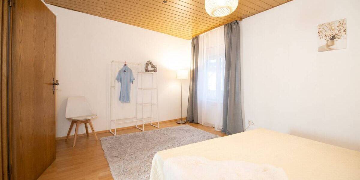 Etagenwohnung Ingelheim - 4 Zimmer, 96 m&sup2;, 250.000&euro; | Angebot:26036909