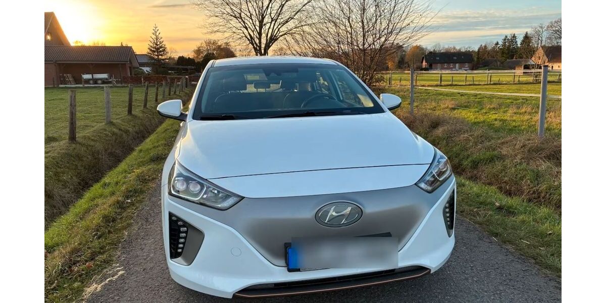 Hyundai IONIQ 92.000 km 11.950 &euro; Paderborn 33104