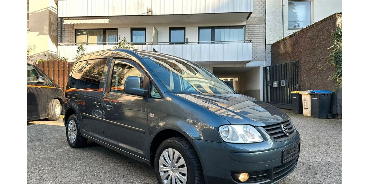 VW Caddy 252.167 km 3.000 &euro; Düsseldorf 40627