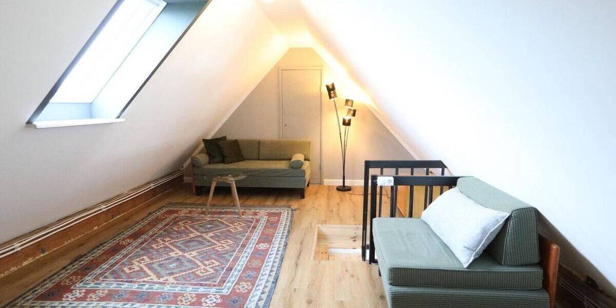 Mehrfamilienhaus, Wohnhaus Aventoft - 7 Zimmer, 180 m&sup2;, 480.000&euro; | Angebot:26879429