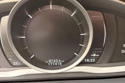 Volvo V60 174.400 km 10.950 &euro; Moritzburg 01468