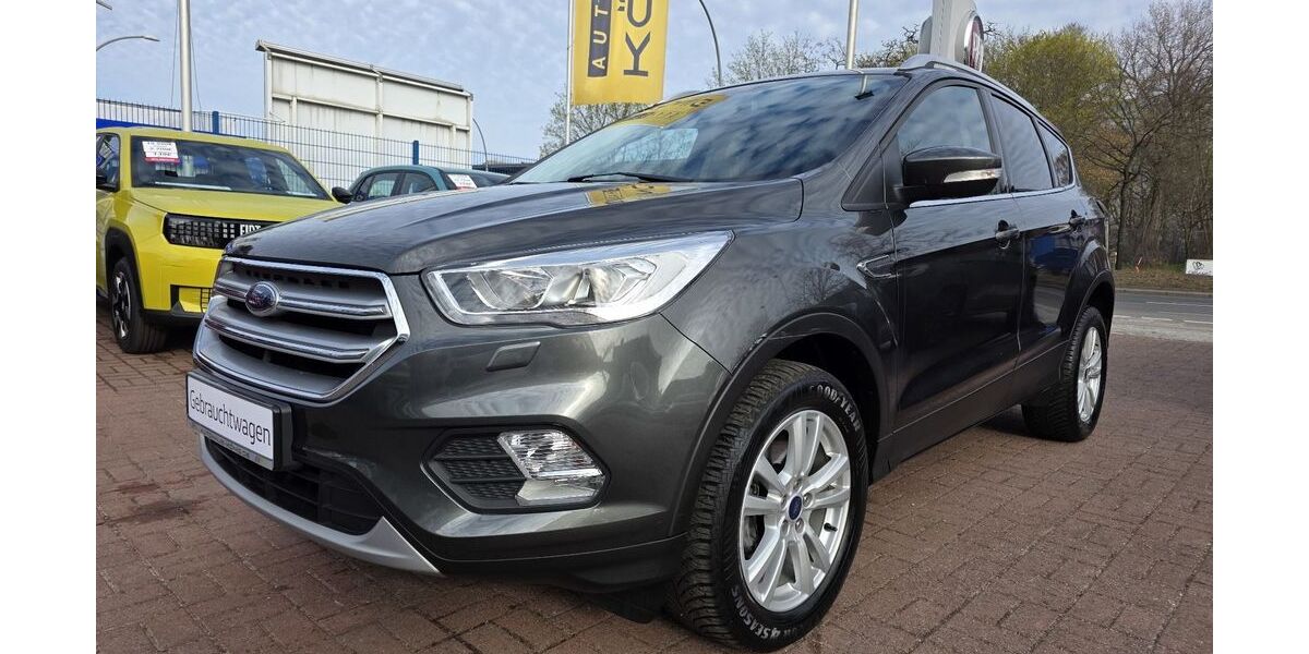 Ford Kuga 57.630 km 13.950 &euro; Berlin 13599