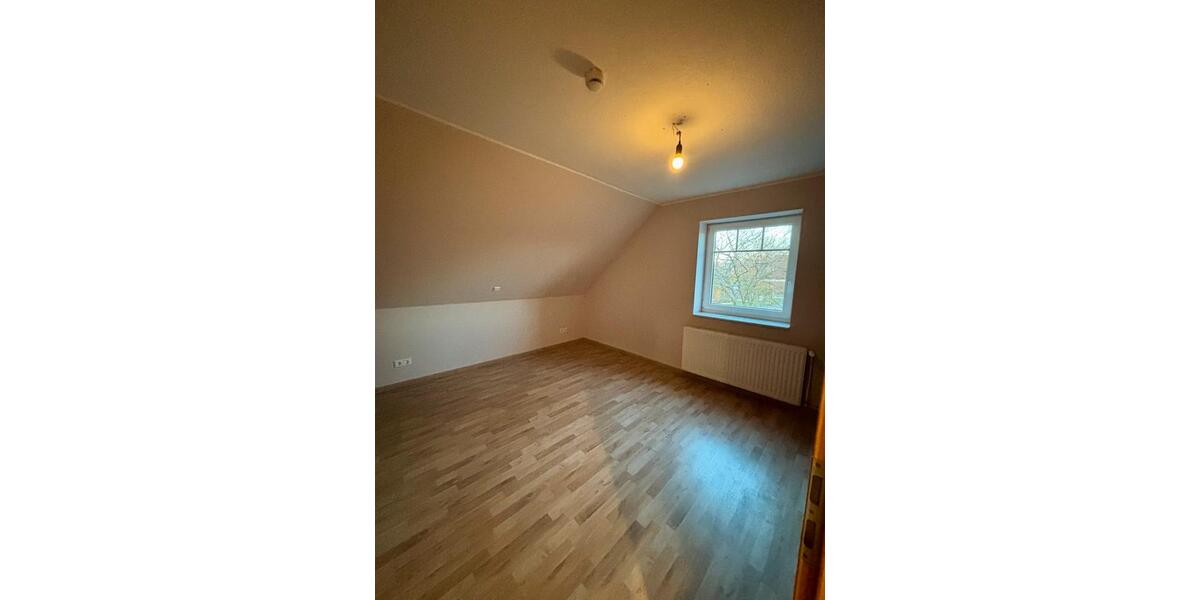 *Anfrage Stop!!!! * 3,5-Zimmer-Wohnung mit Süd-Balkon in Wanna 3.5 zimmer