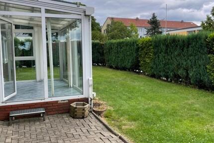 4-Zimmer EG-Wohnung 108 m², mit Wintergarten und großen Garten 4 zimmer