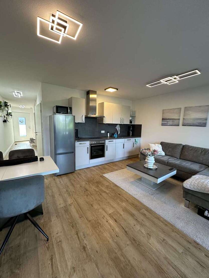 Wohnung zum Mieten in Friedrichshafen 810 € 55 m² 2 zimmer