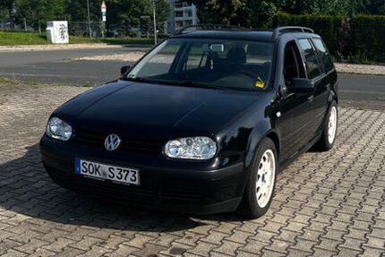 VW Golf 241.000 km 1.850 &euro; Neustadt an der Orla 07806