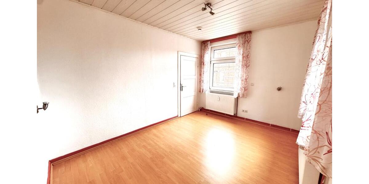 Etagenwohnung Bleckede - 6 Zimmer, 147 m&sup2;, 1.225&euro; | Angebot:26350832