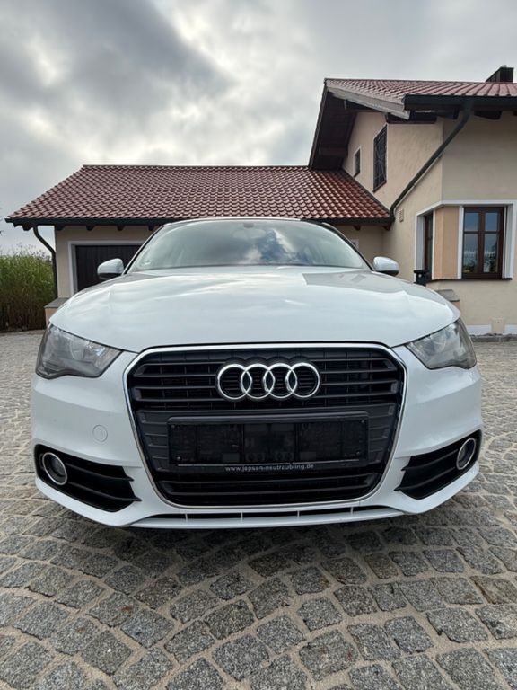 Audi A1 197.589 km 6.500 € Rain 94369