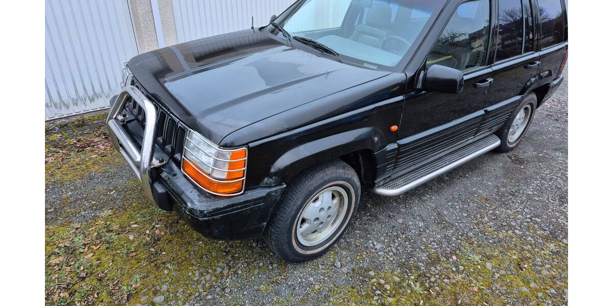 Jeep Grand Cherokee 164.000 km 3.200 &euro; Ebelsbach 97500