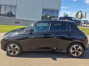 Suzuki Swift 1.2 Dualjet Hybrid MT Comfort+ 2.500 km 20.450 &euro; Obrigheim-Asbach 74847