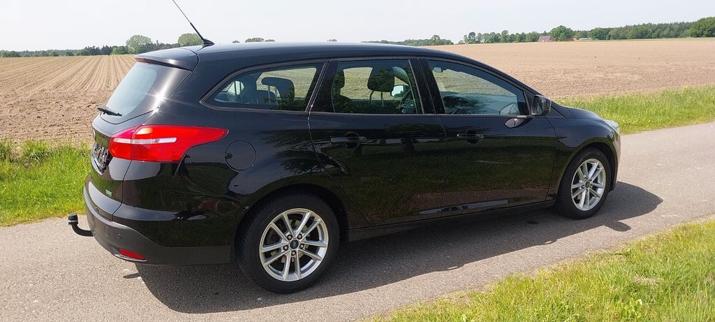 Ford Focus 130.800 km 7.750 &euro; Ahlerstedt 21702