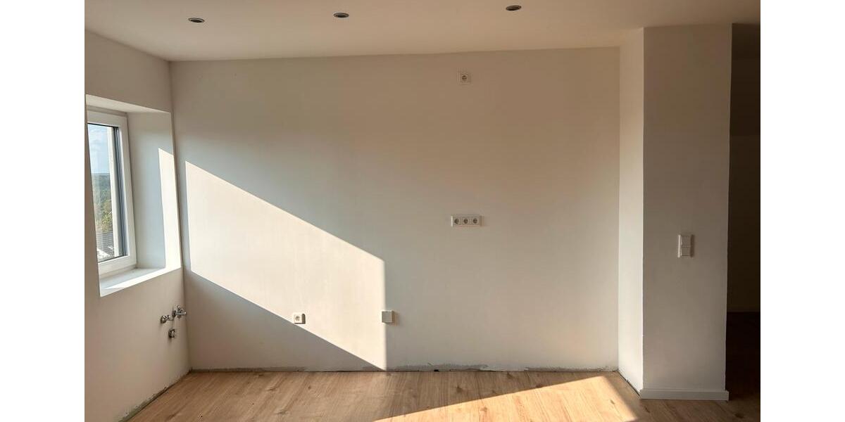 Dachgeschoßwohnung Großmehring - 3 Zimmer, 85 m&sup2;, 900&euro; | Angebot:24827231