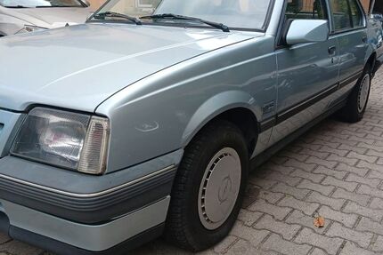 Opel Ascona 105.000 km 4.590 &euro; Berlin-Mariendorf 12109