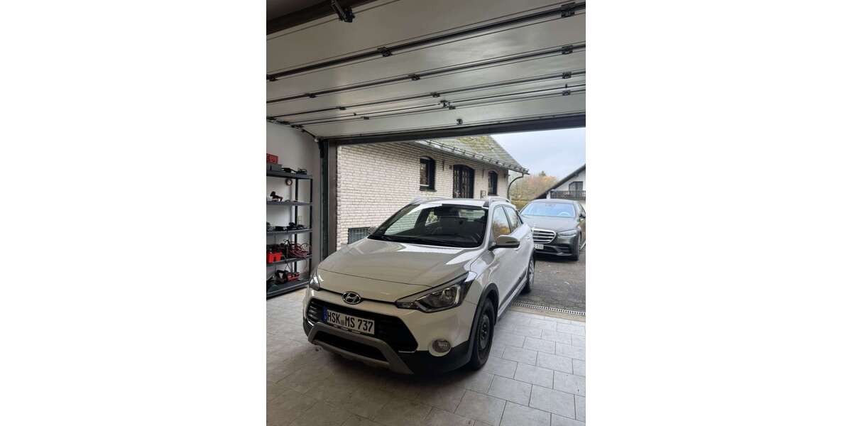Hyundai i20 62.300 km 12.500 &euro; Olsberg 59939
