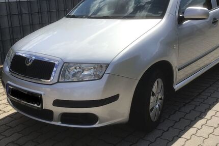Skoda Fabia 99.800 km 1.900 &euro; Hohenmölsen 06679