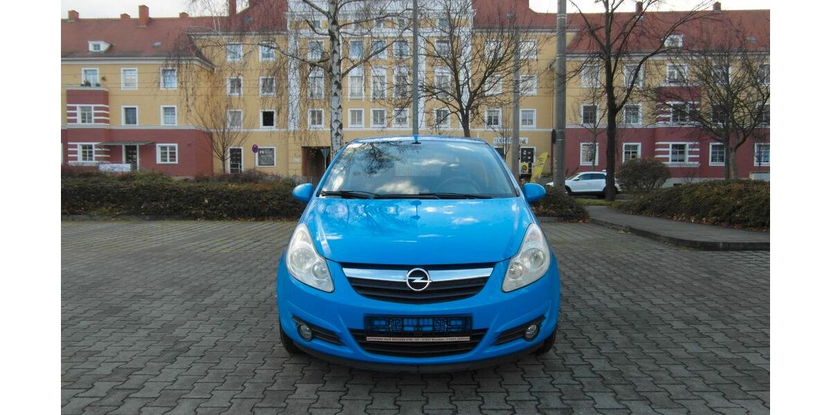 Opel Corsa 58.235 km 3.499 &euro; Dresden 01237