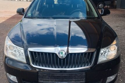 Skoda Octavia 184.000 km 3.999 &euro; Konz-koenen 54329
