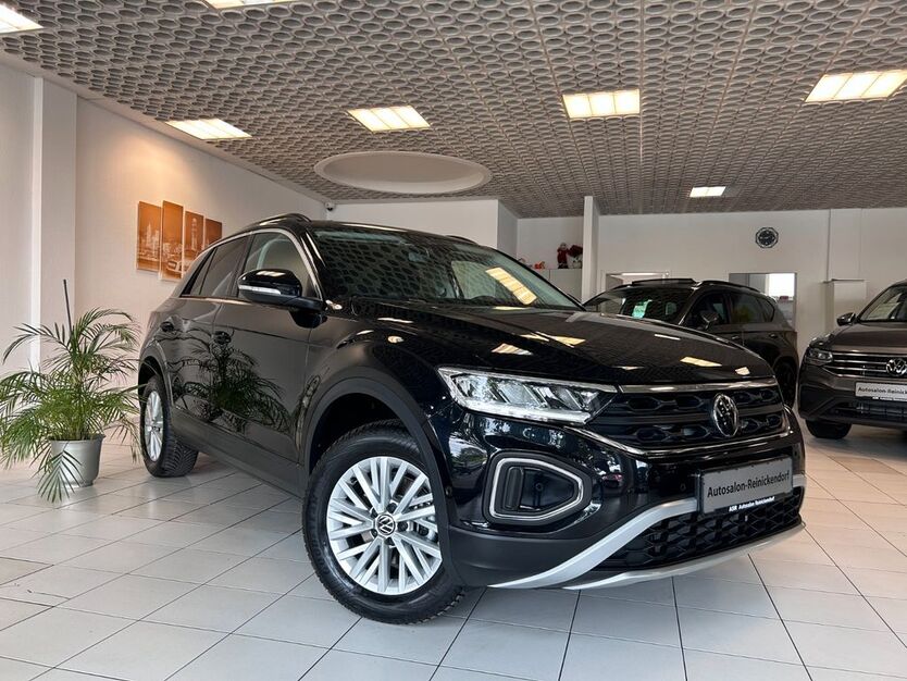 VW T-Roc 9.680 km 26.980 € Berlin 13403