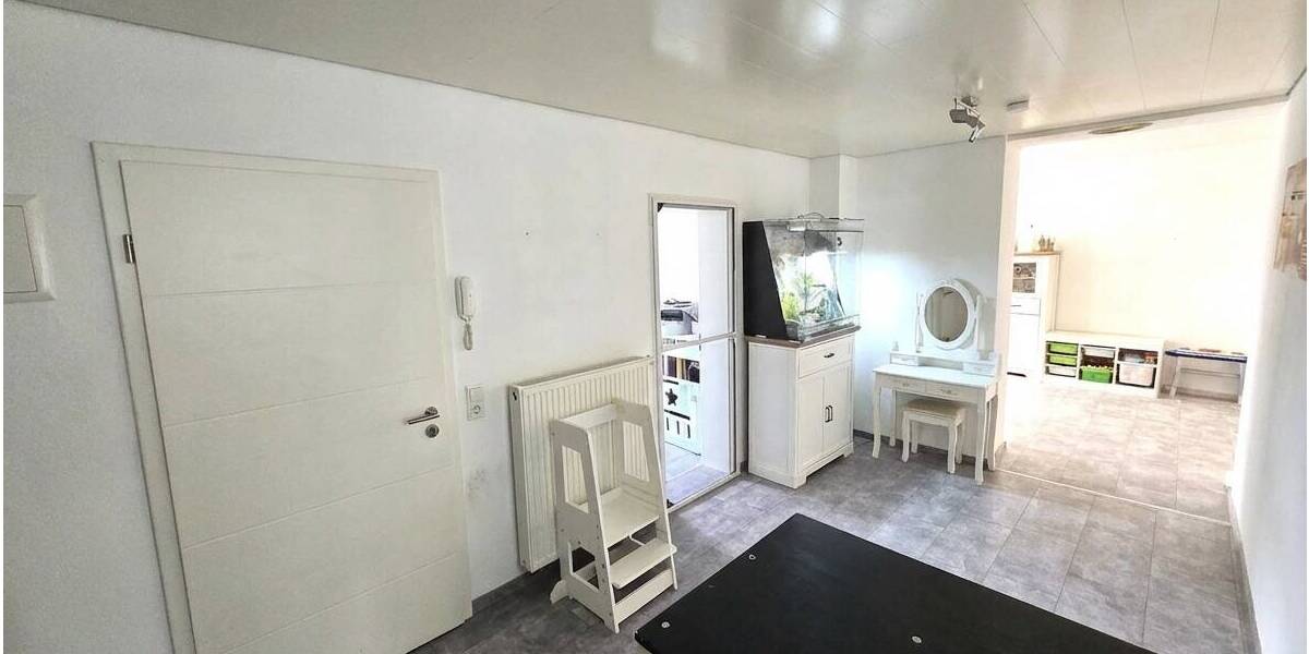Reihenmittelhaus Saarbrücken Altenkessel - 5 Zimmer, 115 m&sup2;, 215.000&euro; | Angebot:26306132