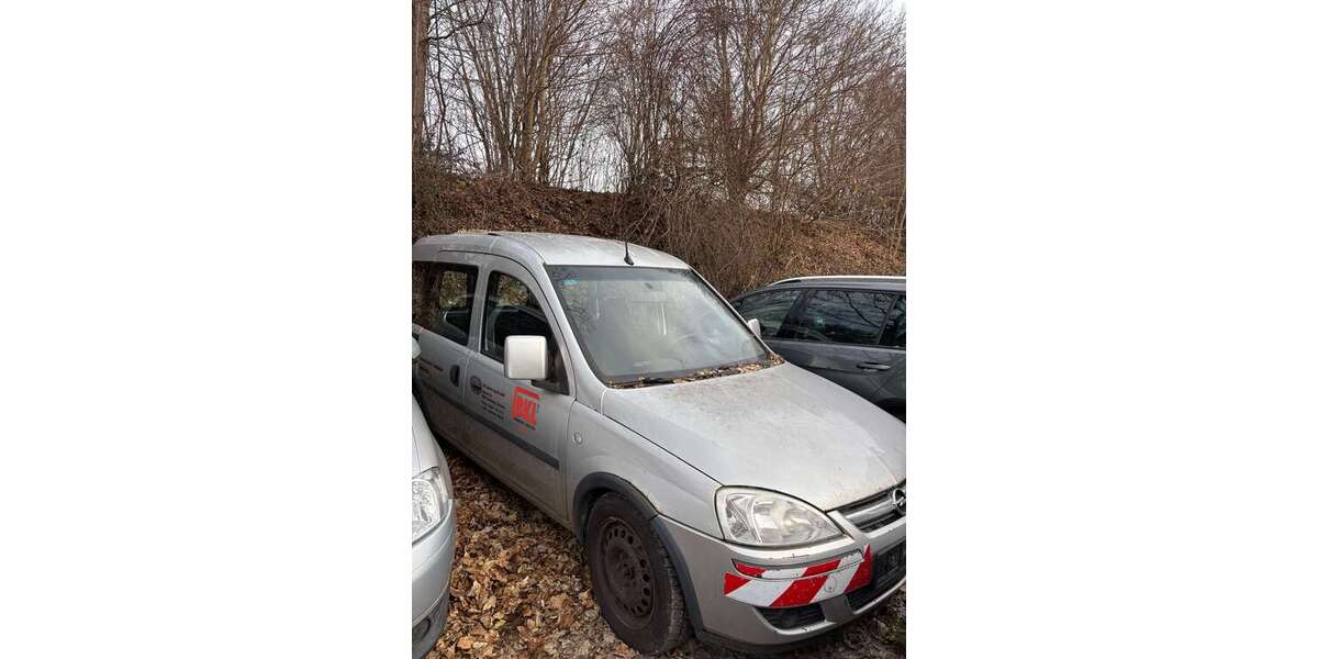 Opel Campo 330.000 km 700 &euro; Forstinning 85661