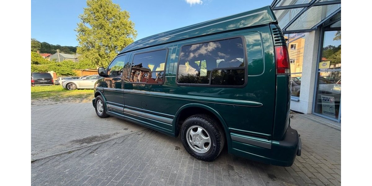 Chevrolet Astro 