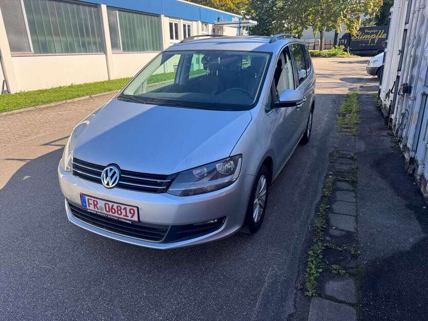 VW Sharan 128.000 km 14.900 € Bad Krozingen 79189