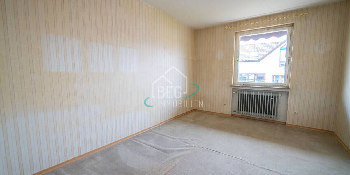 Mehrfamilienhaus, Wohnhaus Durlangen - 7 Zimmer, 190 m&sup2;, 320.000&euro; | Angebot:26657321