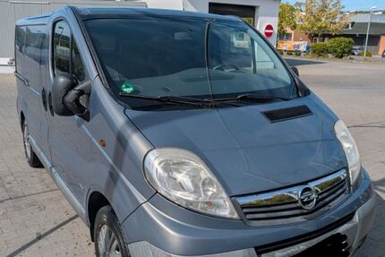 Opel Vivaro 230.000 km 6.500 &euro; Garbenheim 35583