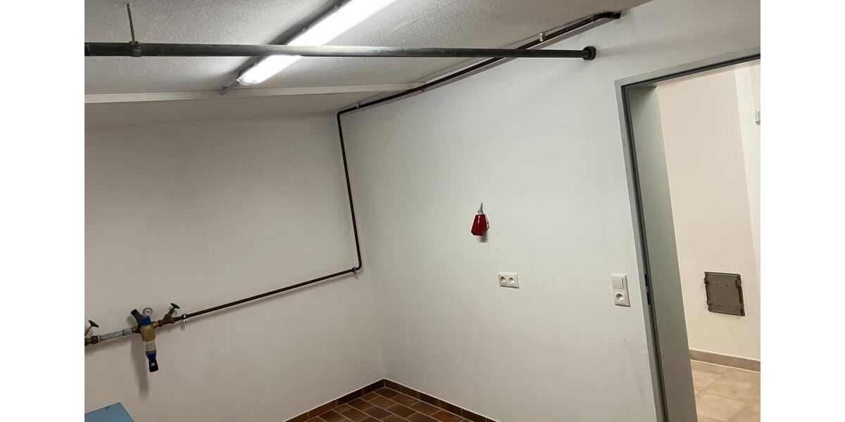 Reihenhaus Hohenlinden - 8 Zimmer, 166 m&sup2;, 2.500&euro; | Angebot:26017017