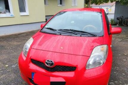 Toyota Yaris 214.276 km 2.100 € Seligenstadt 63500