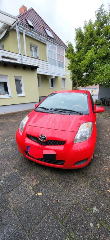 Toyota Yaris 214.276 km 2.100 € Seligenstadt 63500