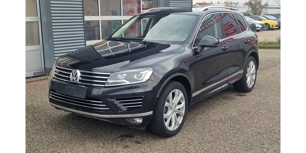VW Touareg V6 TDI R-Line NAVI Luftfederung AHK 190.000 km 18.998 &euro; Landau 76829