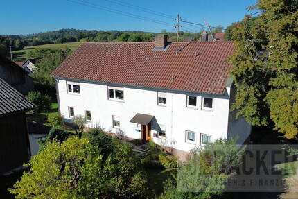 Haus Mainleus Danndorf - 7 Zimmer, 204 m&sup2;, 320.000&euro; | Angebot:25669761