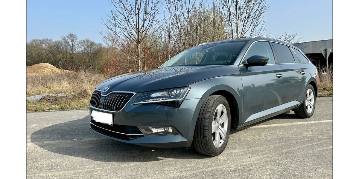 Skoda Superb 129.000 km 17.300 &euro; Hüllhorst 32609