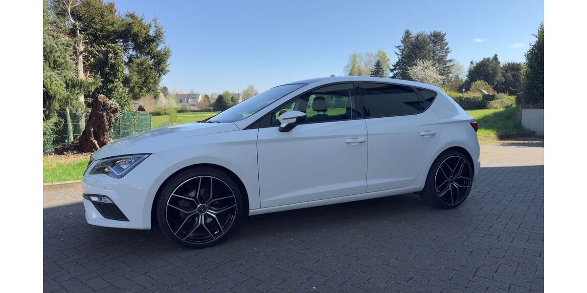 Seat Leon 70.100 km 16.800 &euro; Würselen 52146