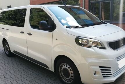 Peugeot Traveller