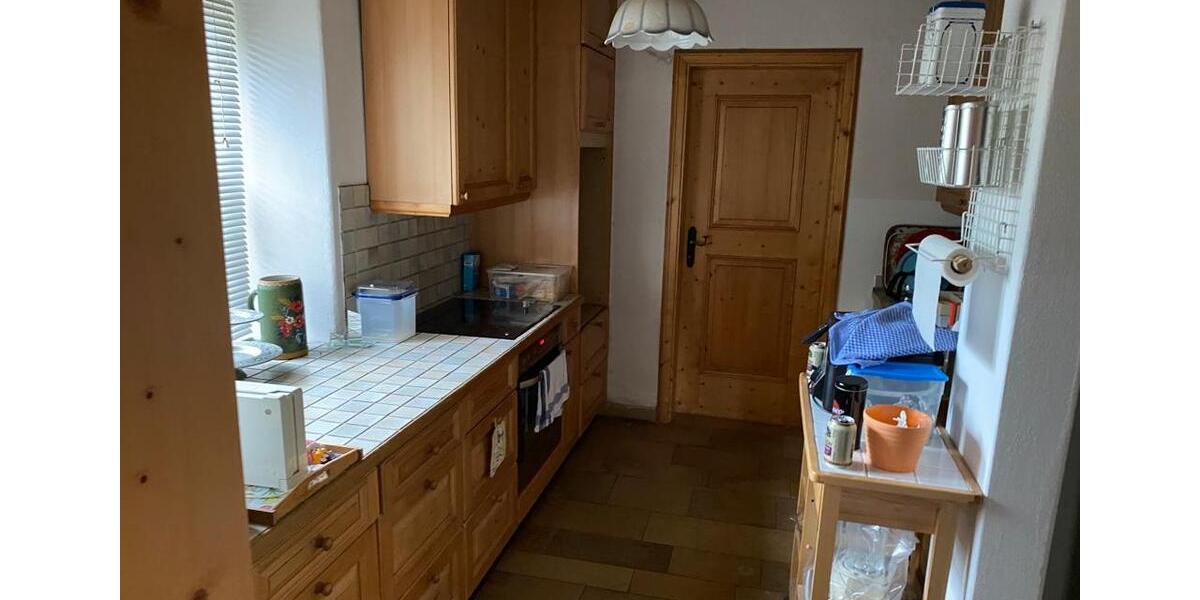 Monteurwohnung inkl. W-Lan, TV und Küche in Amberg 5 zimmer
