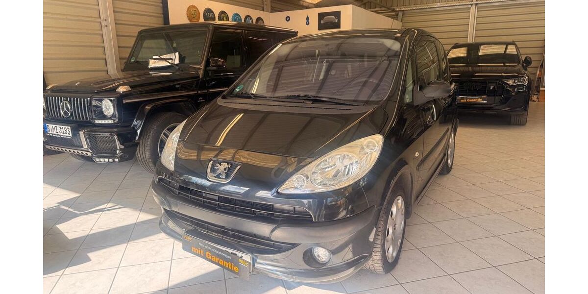 Peugeot 1007 121.000 km 3.800 &euro; Berlin 13158