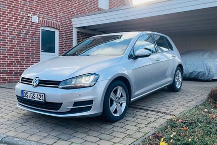 VW Golf 97.985 km 9.875 &euro; Melle 49326