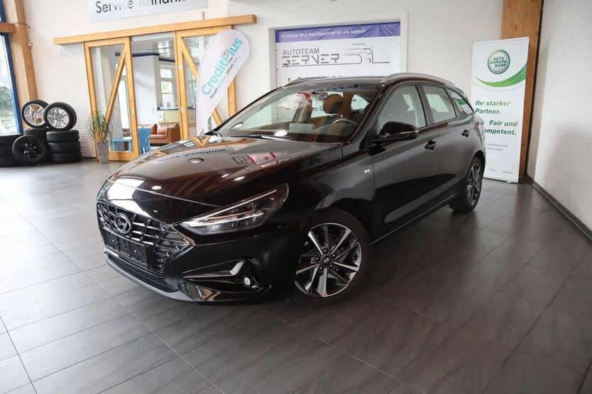 i30
