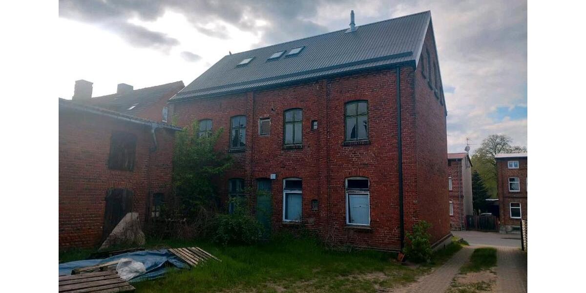 Mehrfamilienhaus, Wohnhaus Grabow - 8 Zimmer, 240 m&sup2;, 82.000&euro; | Angebot:26073981