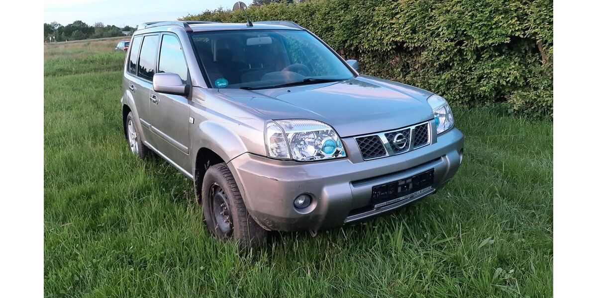 Nissan X-Trail 146.943 km 2.590 &euro; Bretten 75015