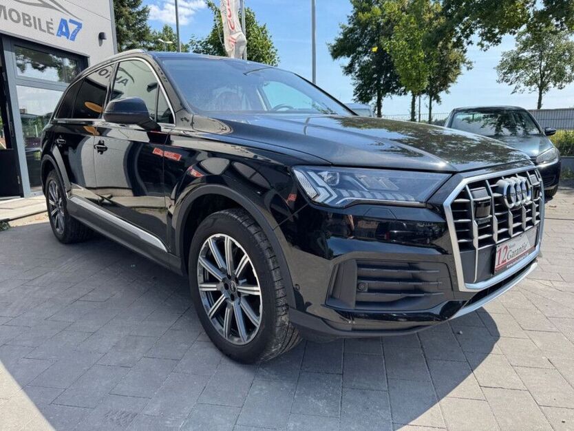 Q7